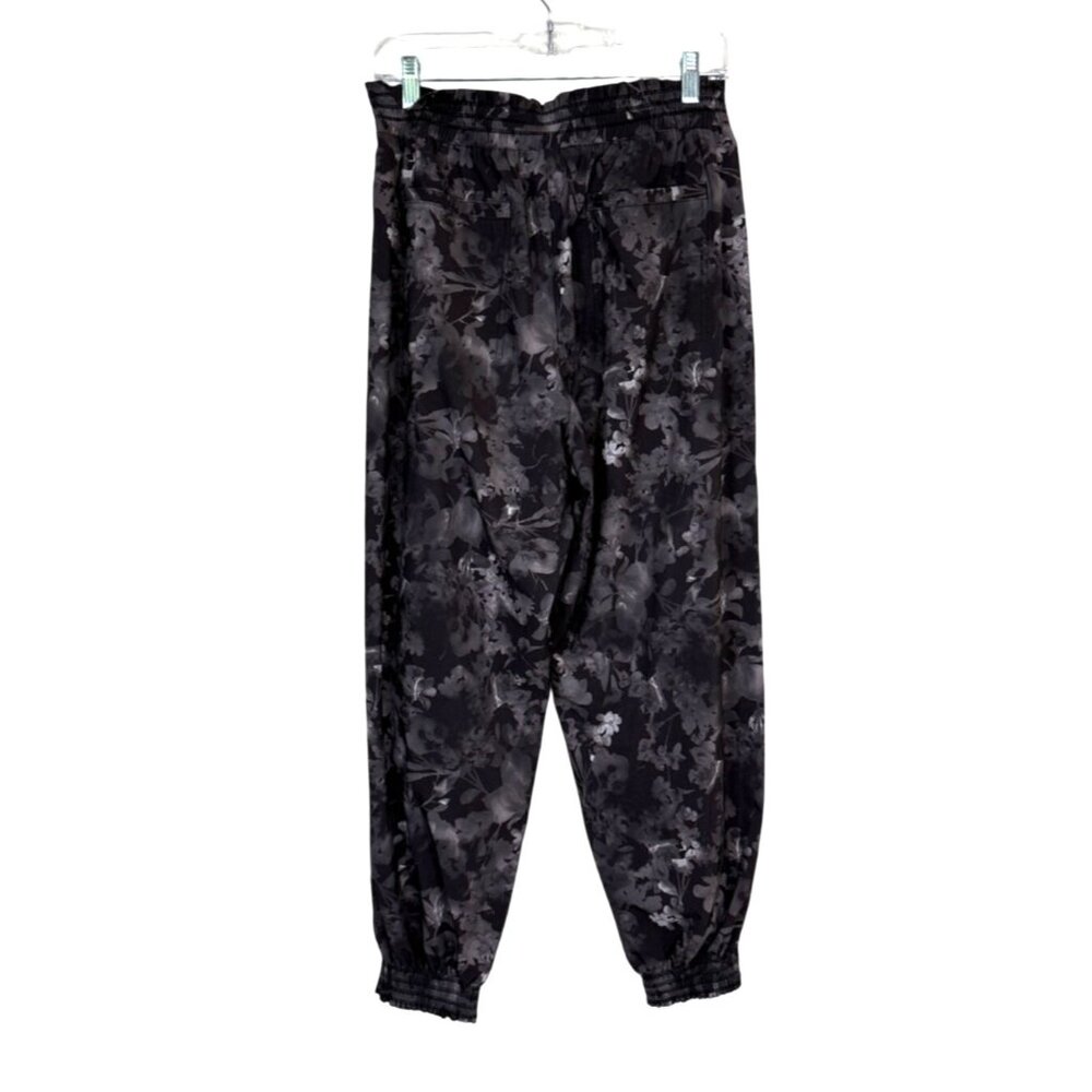 Athleta Womens Savannah Floral Jogger Pants Gray Lightweight 8 Petite - Picture 3 of 9